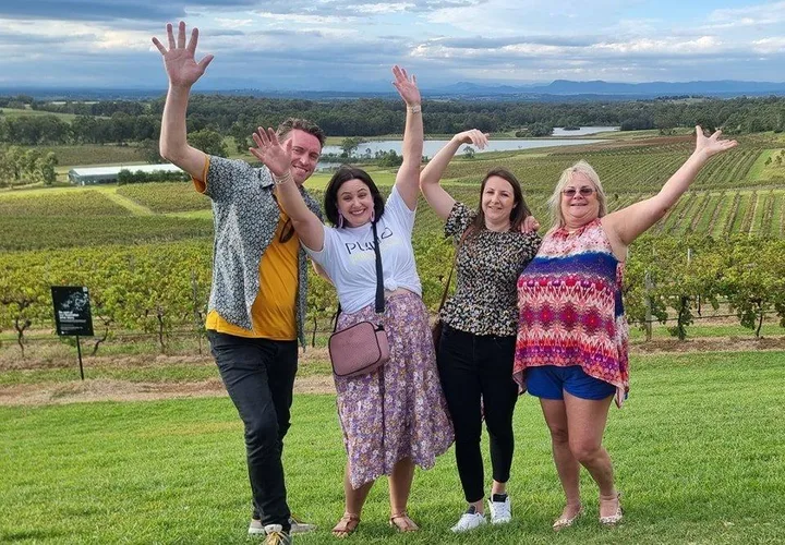 Cruise ship visitors on a Hunter Valley tour from Newcastle